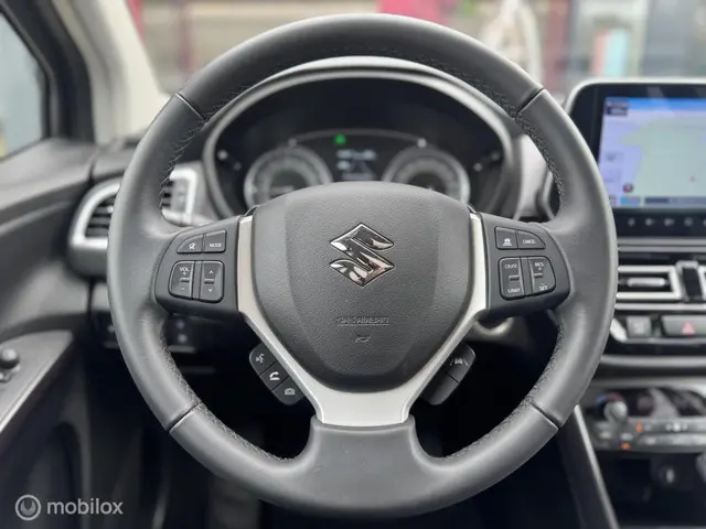 Suzuki S-Cross 1.5 Hybrid Style 2024 Hybride Benzine 12