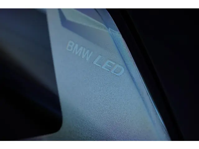 BMW X1 sDrive18i Executive Edition 2021 Benzine 19