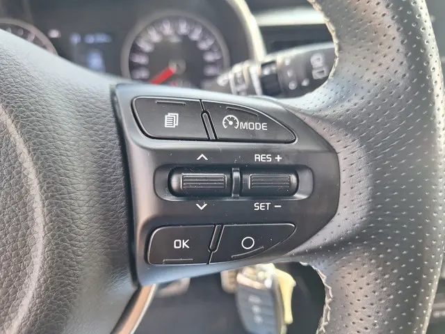 Kia Stonic 1.0 T-GDi DynamicLine 2020 Benzine 23