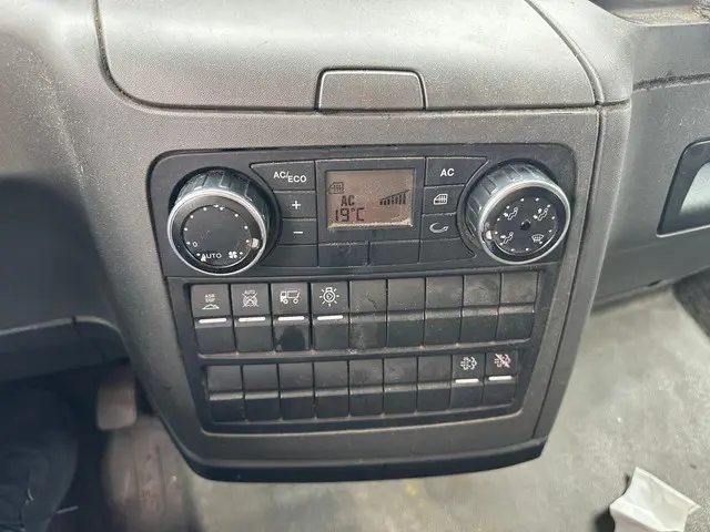 MAN TGL 8-180, EURO 6,AIRCO,199.916km,2014 2014 Diesel 21