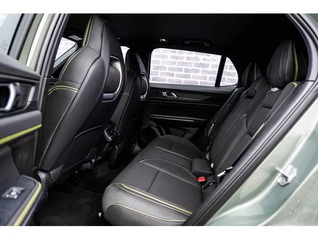 Lynk & Co 01 1.5 Core 2026 Hybride Benzine 8