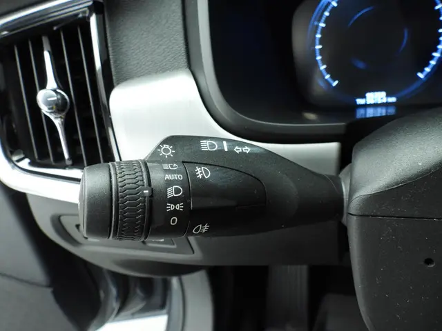 Volvo V90 2.0 T5 Momentum 2017 Benzine 36