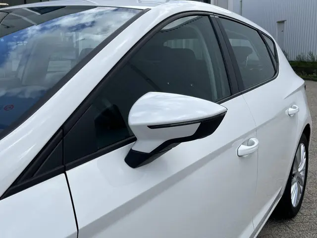 SEAT Leon 1.0 TSI Style Ultimate Edition 2019 Benzine 37