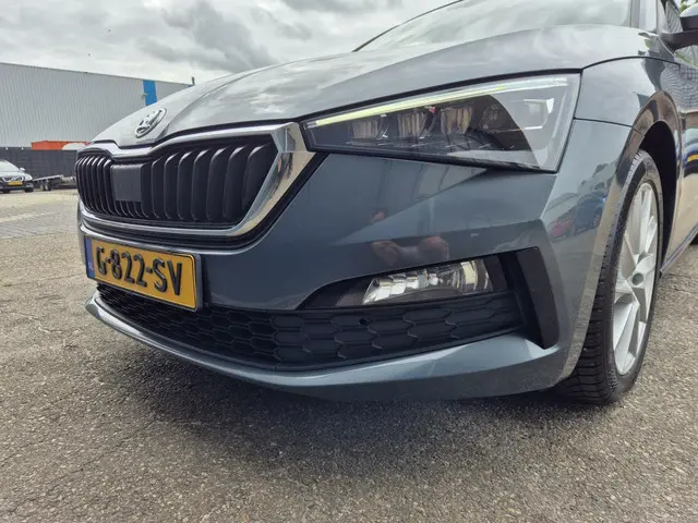 Škoda Scala 1.0 TSI Sport Business 2019 Benzine 28