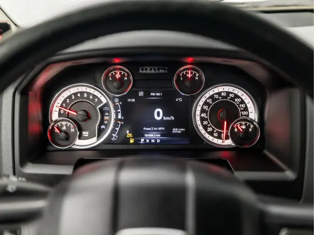 Dodge Ram 1500 5.7V8 Crew Cab 5'7 2016 LPG/Gas 23