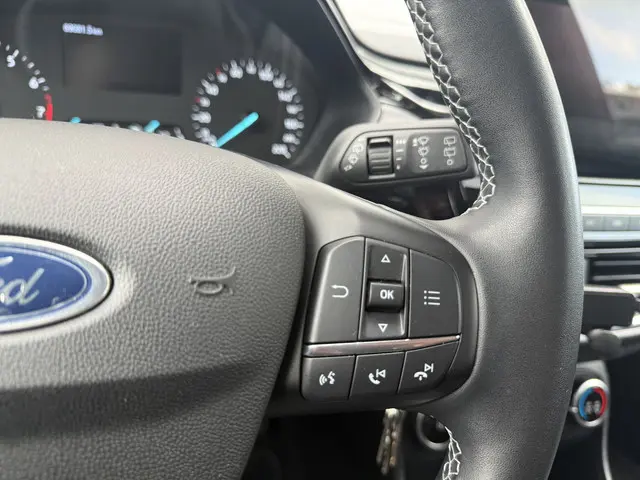 Ford Fiesta 1.0 EcoBoost Connected 2022 Benzine 20