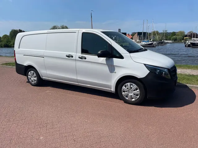 Mercedes-Benz Vito 110 CDI Extra Lang 2020 Diesel 2