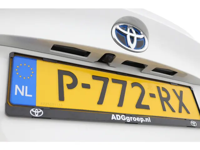 Toyota C-HR 1.8 Hybrid Executive 2017 Hybride Benzine 41