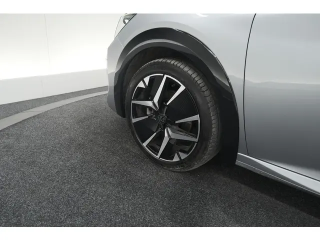 Peugeot 208 PureTech 100 GT 2024 Benzine 20