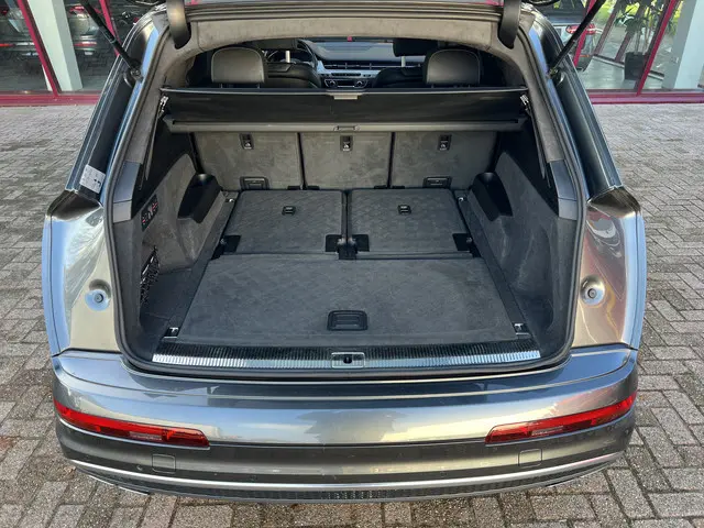 Audi SQ7 4.0 TDI Quattro Pro Line + 7p 2017 Diesel 41