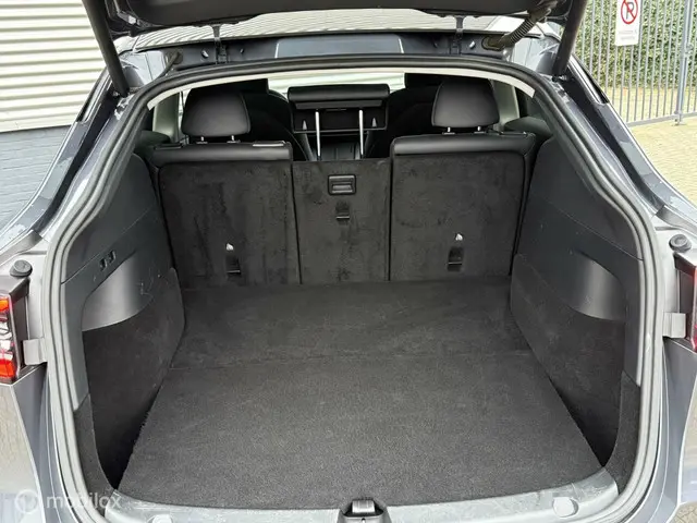 Tesla Model Y Long Range AWD 75 kWh 2021 Elektrisch 24