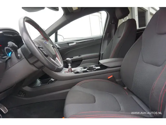 Ford Mondeo Wagon 1.5 ST Line 2018 Benzine 6