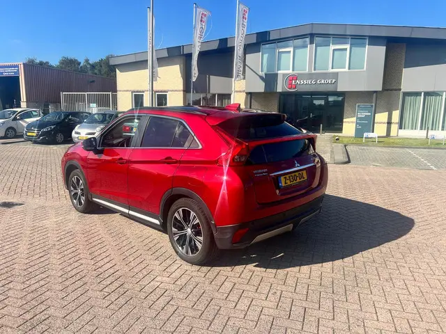 Mitsubishi Eclipse Cross 1.5 DI-T Intense 2018 Benzine 3