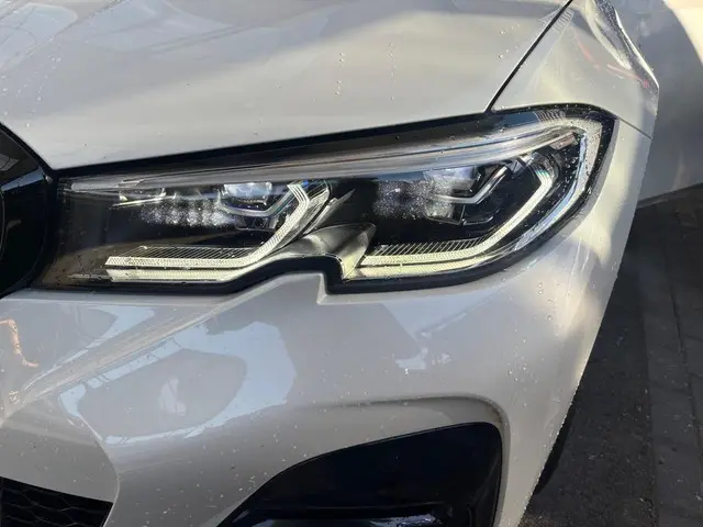 BMW 3 Serie 320e M-Sport 2022 Hybride Benzine 14