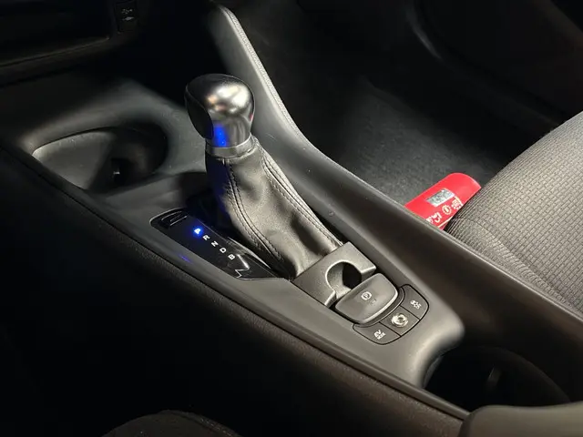 Toyota C-HR 1.8 Hybrid Sport 2019 Hybride Benzine 10