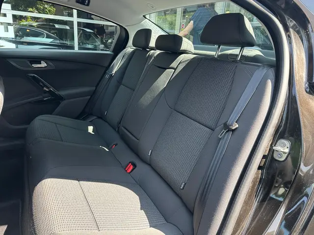 Peugeot 508 1.6 e-THP Blue Lease Executive 2014 Benzine 12