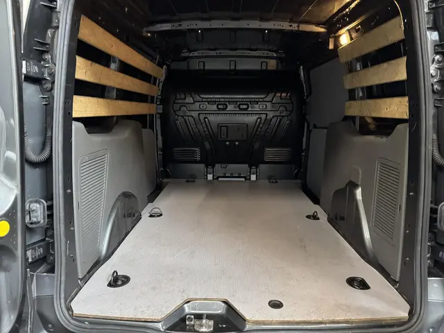 Ford Transit Connect 1.5 EcoBlue L2 Trend 2024 Diesel 15