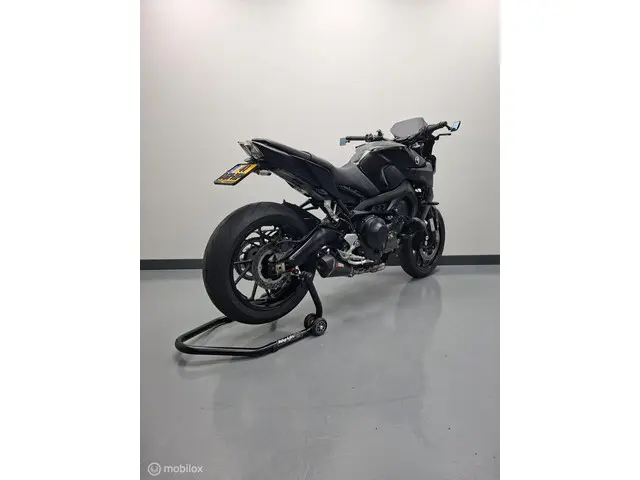 Yamaha MT 09 ABS 2017 Benzine 2