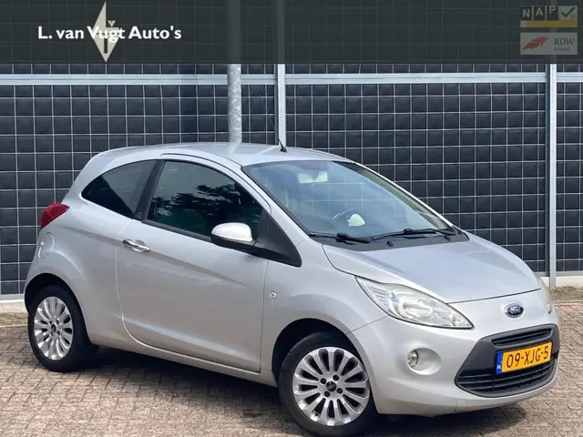Ford Ka 1.2 Titanium X start/stop 13.000 KM !!! 2012 Benzine
