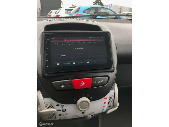 Citroën C1 1.0 5DRS LED AIRCO NAVI ELL PAKK 2013 Benzine 9