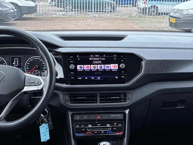Volkswagen T-Cross 1.0TSI/110PK Style 2023 Benzine 6