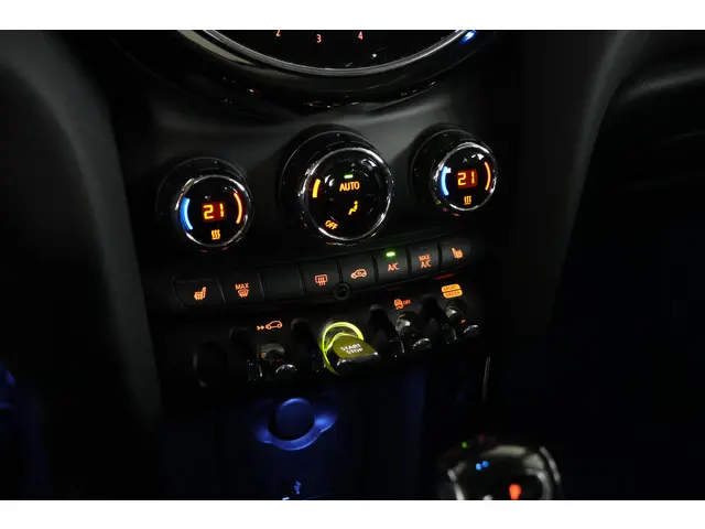 MINI Electric Mini MINI Yours 33 kWh 2023 Elektrisch 14