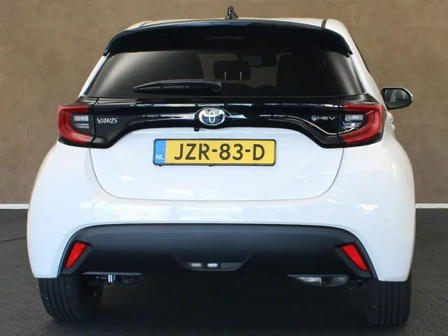 Toyota Yaris 1.5 Hybrid 115 Dynamic 2025 Hybride Benzine 7