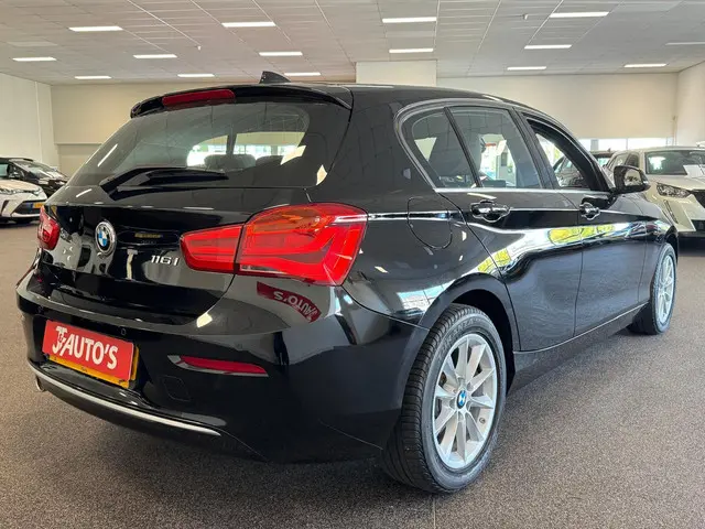 BMW 1 Serie 116i 2019 Benzine 5
