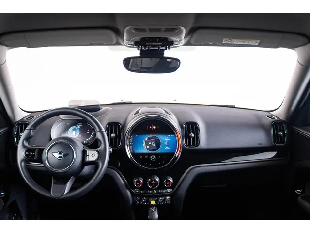 MINI Countryman Cooper SE ALL4 2022 Hybride Benzine 3