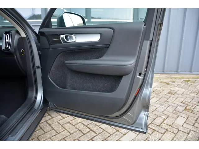 Volvo XC40 1.5 T3 Inscription 2018 Benzine 42