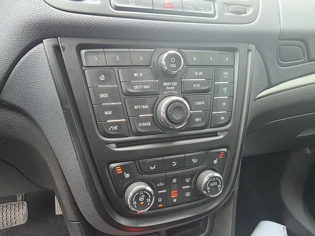 Opel Mokka 1.4 T Cosmo,automaat,trekhaak 2015 Benzine 21