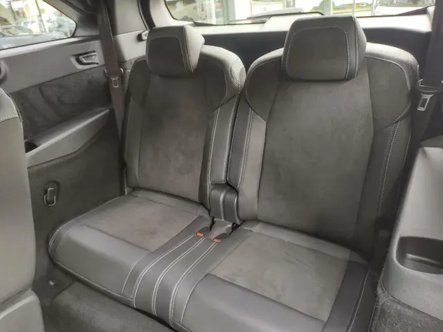 Peugeot e-5008 GT 73 kWh 2024 Elektrisch 25