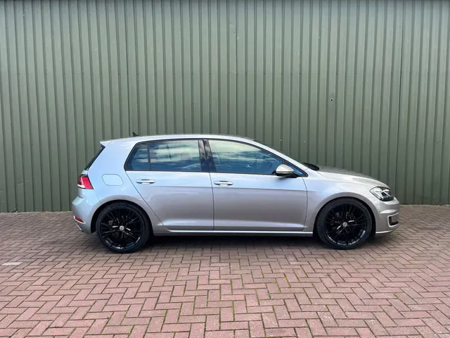 Volkswagen e-Golf e-Golf 2018 Elektrisch 11