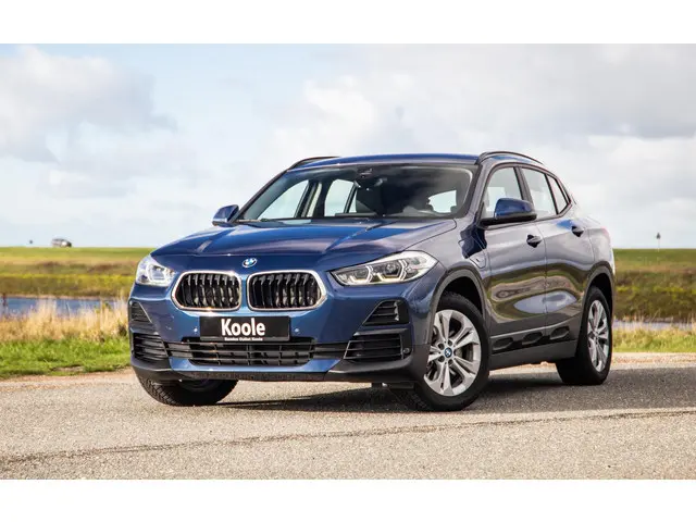 BMW X2 xDrive25e Executive 2022 Hybride Benzine 2