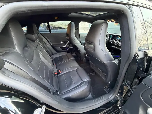 Mercedes-Benz CLA Shooting Brake 180 AMG 2020 Benzine 17