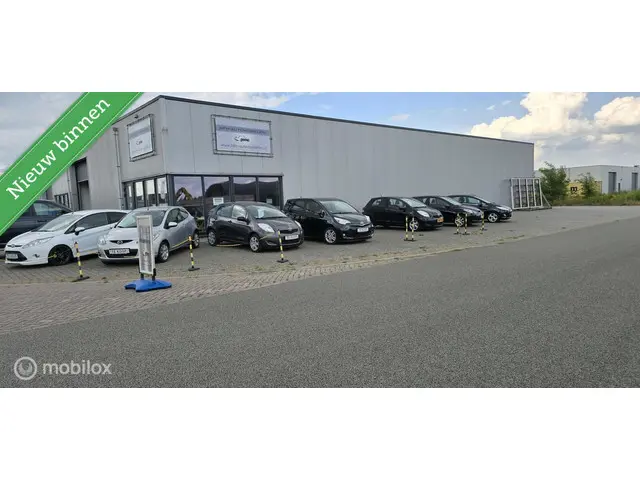 Toyota Verso-S 1.3 VVT-i Dynamic 2013 Benzine 25