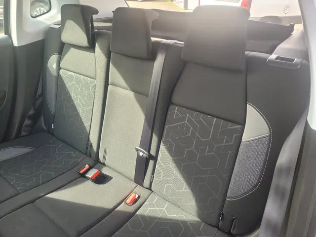 Peugeot 2008 1.2 PureTech Blue Lion CarPlay 2017 Benzine 9