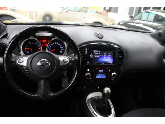 Nissan Juke 1.6 Acenta 2013 Benzine 9