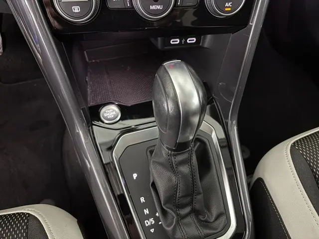 Volkswagen T-Roc 1.5 TSI Sport Business R 2021 Benzine 12