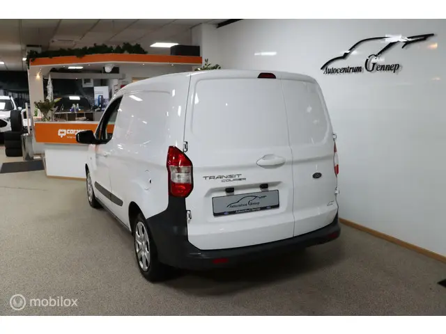 Ford Transit Courier 1.5 TDCI Trend 2017 Diesel 13