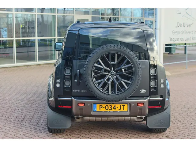 Land Rover Defender 2.0 P400e 110 X 2022 Hybride Benzine 24