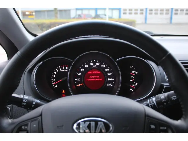 Kia Rio 1.2 CVVT ComfortPlusLine 2016 Benzine 15