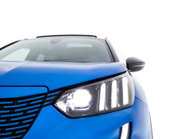 Peugeot e-2008 EV GT 50 kWh {SOH-91%} 2020 Elektrisch 30