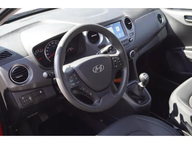 Hyundai i10 1.0i Comfort 2019 Benzine 11