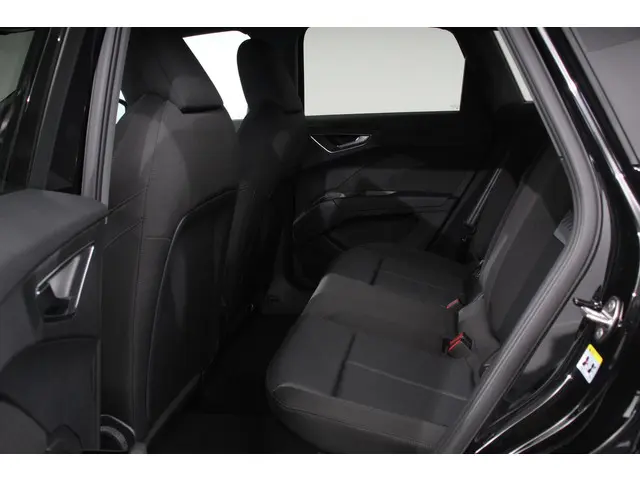 Audi Q4 e-tron 40 Advanced Edition 2022 Elektrisch 12