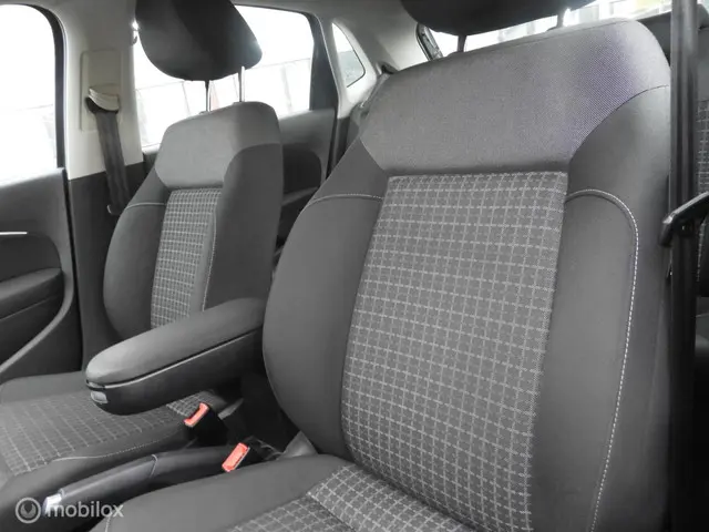 Volkswagen Polo 1.2 TSI Comfortline 2015 Benzine 11