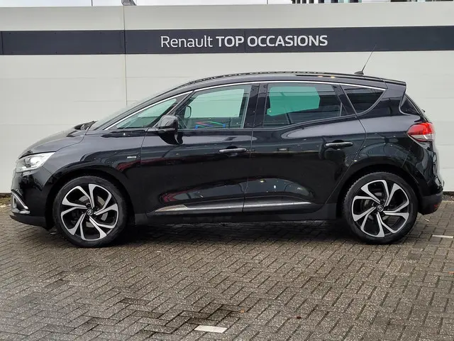 Renault Scénic 1.2 TCe Bose 2016 Benzine 19