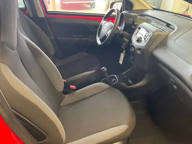 Toyota Aygo 1.0 VVT-i x-fun 2018 Benzine 7