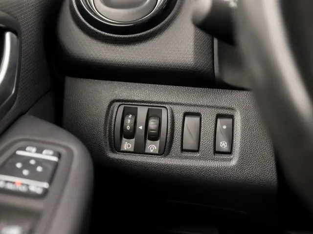 Renault Clio 0.9 TCe Intens Sport 2019 Benzine 22