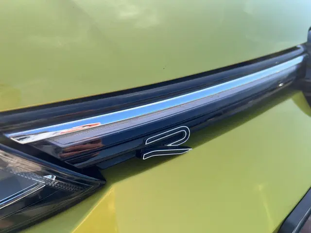 Volkswagen Golf 1.5 TSI eHybrid R-Line 2022 Benzine 25